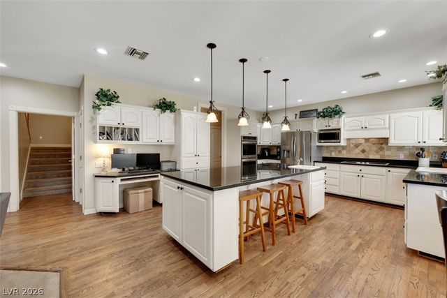 6465 Spanish Garden Court, Las Vegas, NV 89110