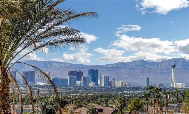 6465 Spanish Garden Court, Las Vegas, NV 89110