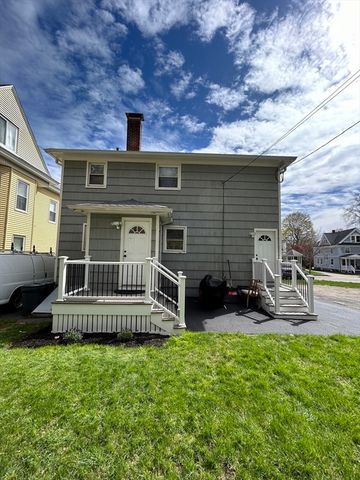 61 Richmond Ave, Worcester, MA 01602