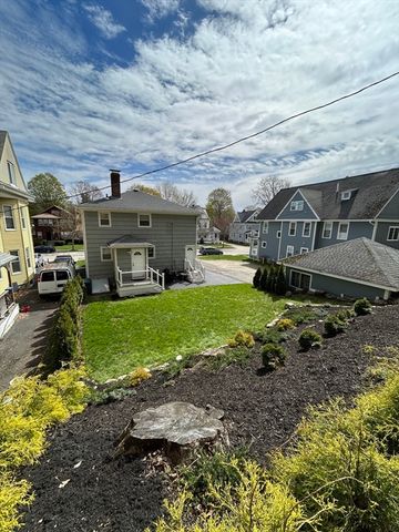 61 Richmond Ave, Worcester, MA 01602