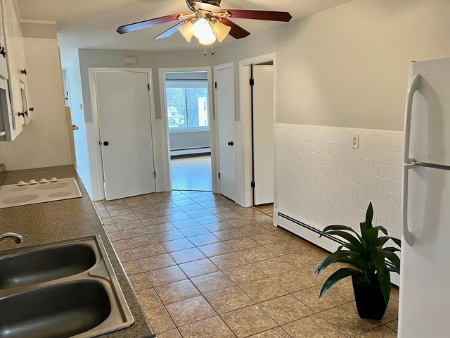 61 Richmond Ave, Worcester, MA 01602