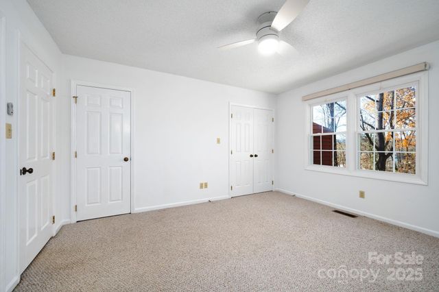 38 Wildwood Avenue, Asheville, NC 28804