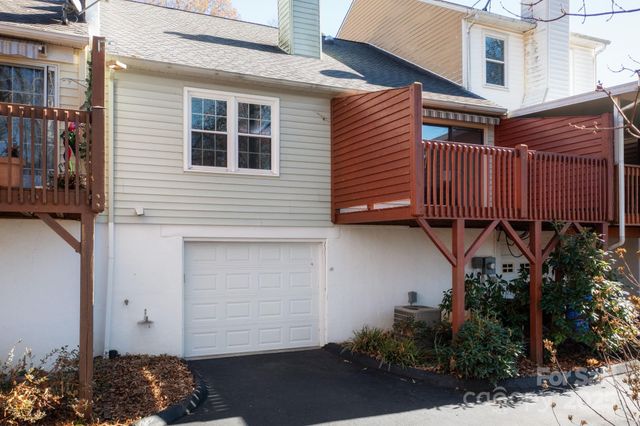 38 Wildwood Avenue, Asheville, NC 28804