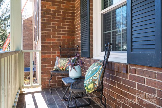 38 Wildwood Avenue, Asheville, NC 28804