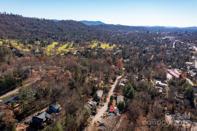 38 Wildwood Avenue, Asheville, NC 28804