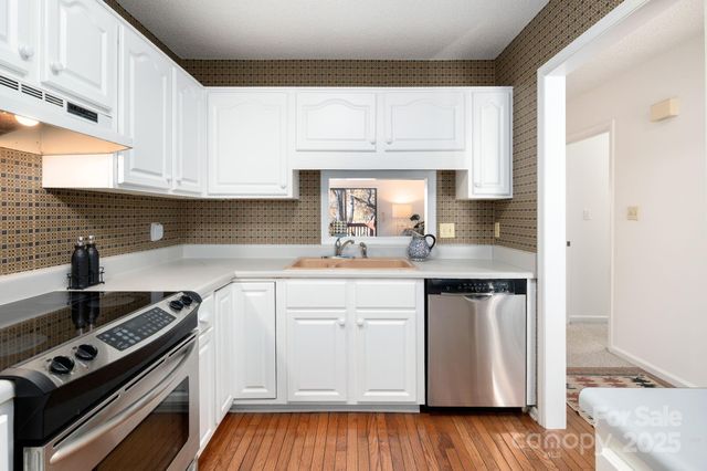 38 Wildwood Avenue, Asheville, NC 28804