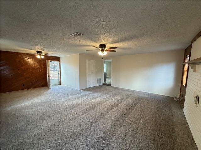 2293 County Road 45080, Powderly, TX 75473