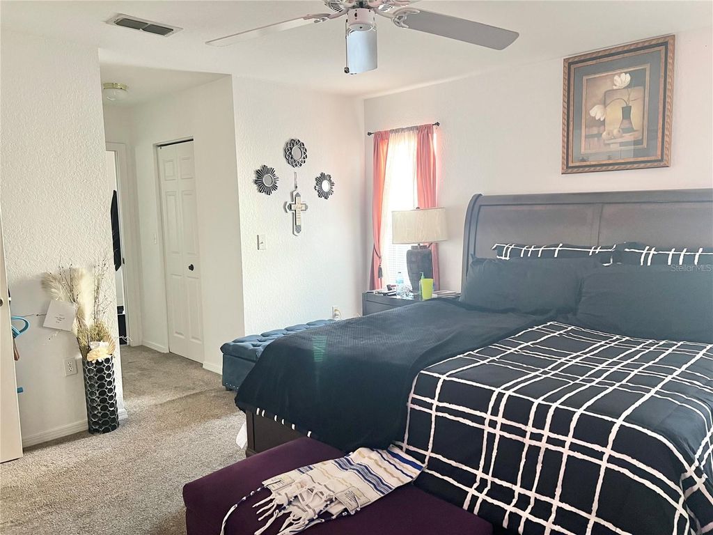 Image 23 of property listing at 11451 SW 76TH AVENUE, Ocala, FL 34476