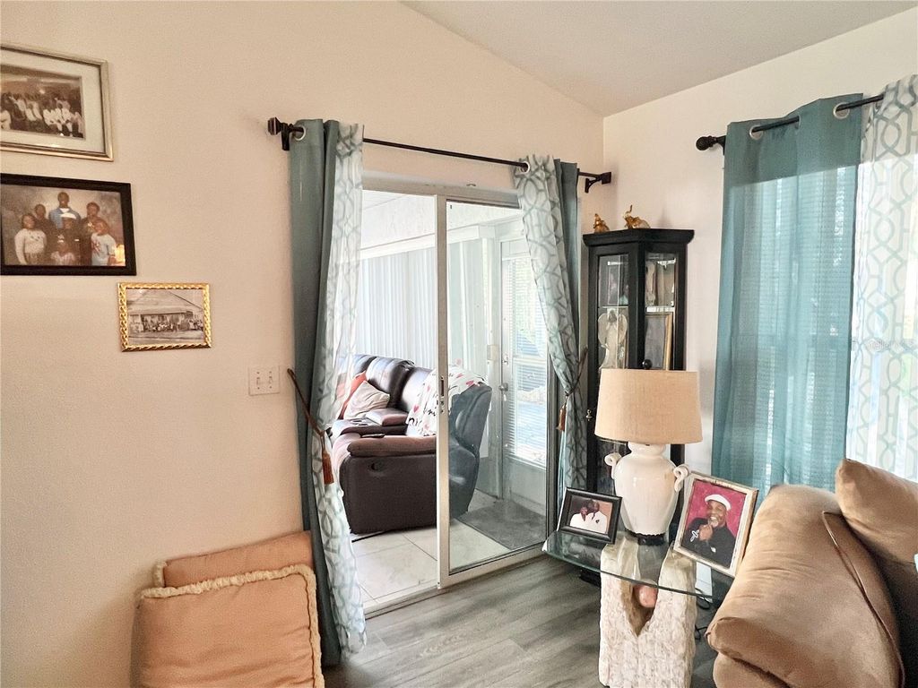 Image 32 of property listing at 11451 SW 76TH AVENUE, Ocala, FL 34476