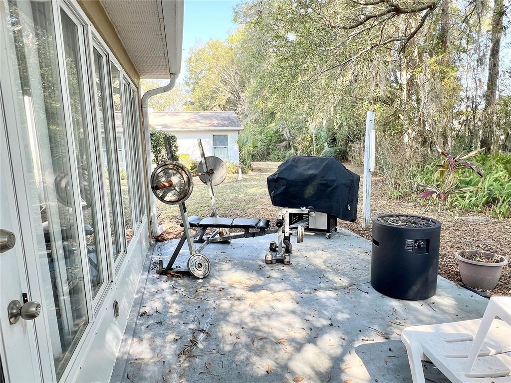 Image 35 of property listing at 11451 SW 76TH AVENUE, Ocala, FL 34476