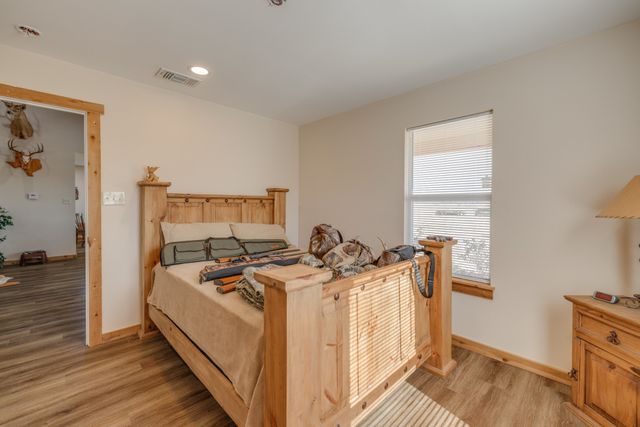 10607 430, Cross Plains, TX 76443