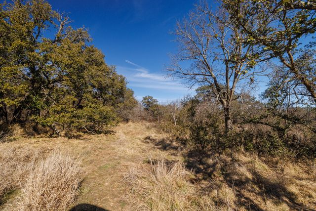 10607 430, Cross Plains, TX 76443