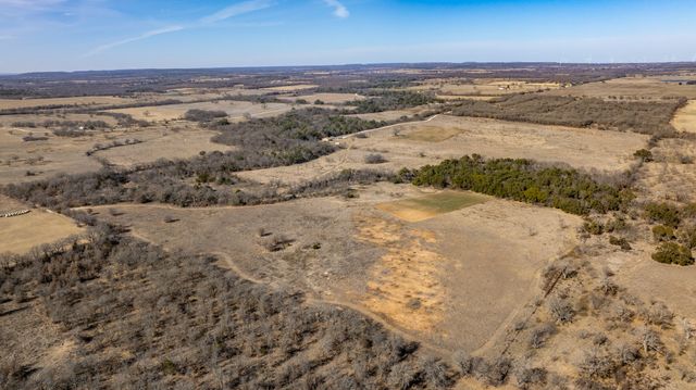 10607 430, Cross Plains, TX 76443