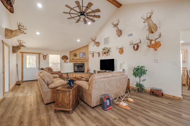 10607 430, Cross Plains, TX 76443