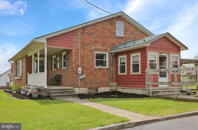 7106 BERNVILLE RD, Bernville, PA 19506