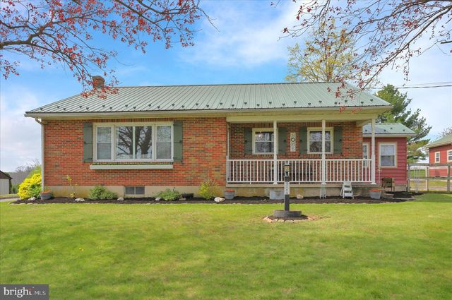 7106 BERNVILLE RD, Bernville, PA 19506