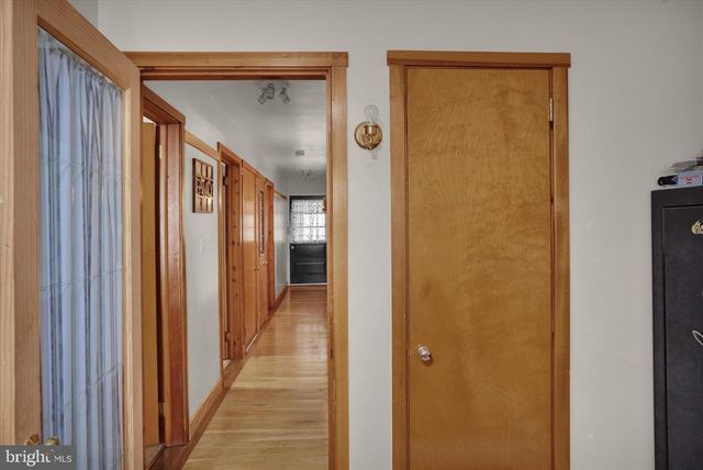 7106 BERNVILLE RD, Bernville, PA 19506