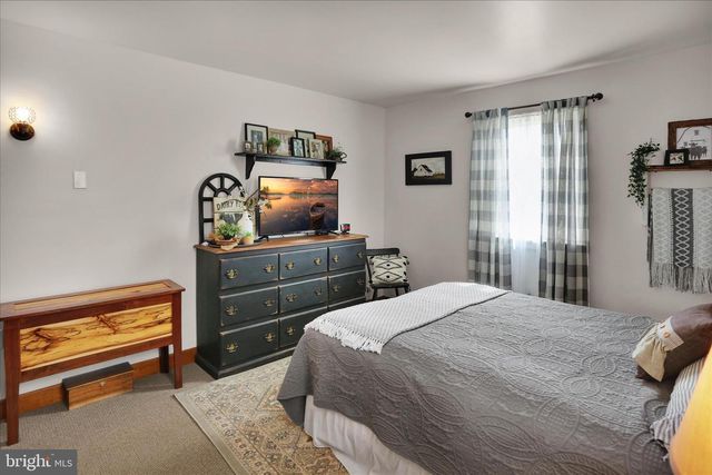 7106 BERNVILLE RD, Bernville, PA 19506
