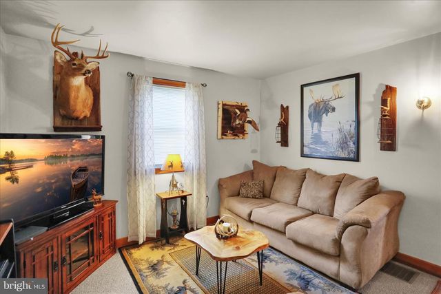 7106 BERNVILLE RD, Bernville, PA 19506