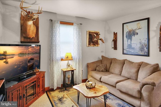 7106 BERNVILLE RD, Bernville, PA 19506