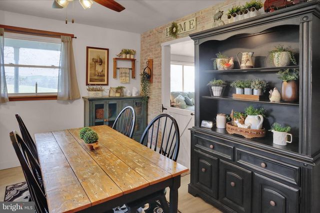 7106 BERNVILLE RD, Bernville, PA 19506