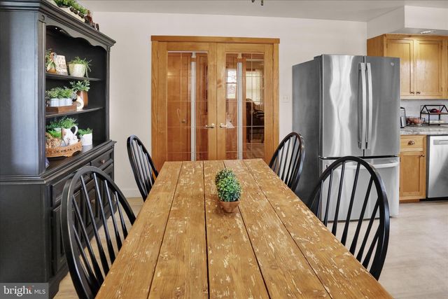 7106 BERNVILLE RD, Bernville, PA 19506