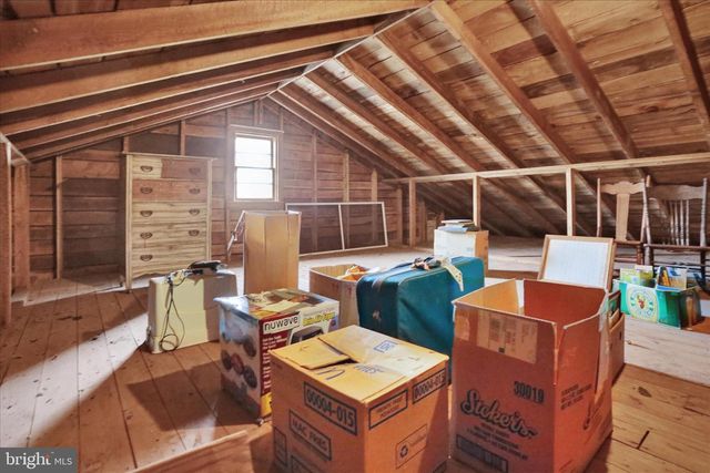 7106 BERNVILLE RD, Bernville, PA 19506