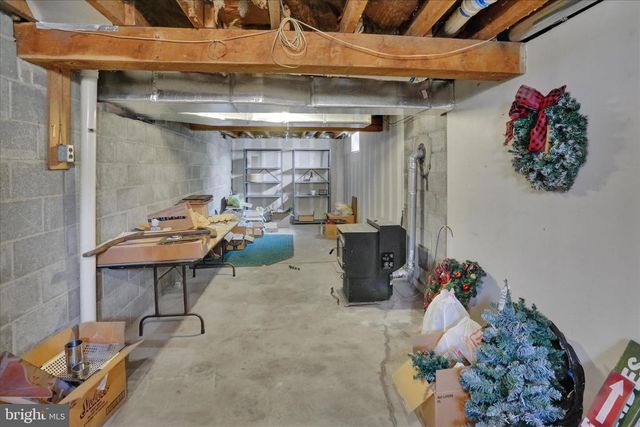 7106 BERNVILLE RD, Bernville, PA 19506