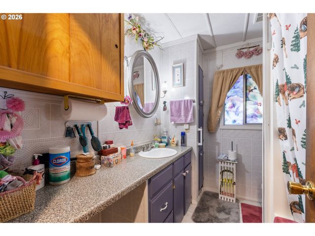 146 CRATER Rd, Camas Valley, OR 97416