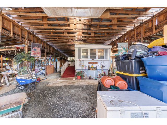 146 CRATER Rd, Camas Valley, OR 97416