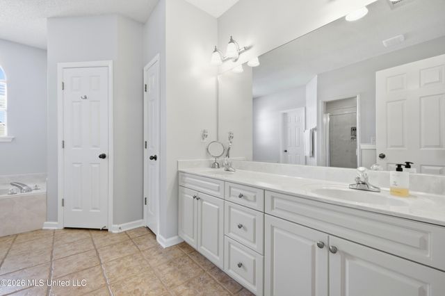 4196 Amherst Drive, Olive Branch, MS 38654
