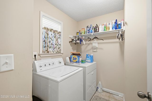 4196 Amherst Drive, Olive Branch, MS 38654