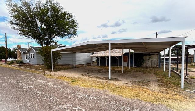 611 N Buckland, Rankin, TX 79778