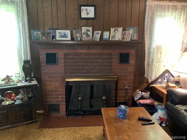 2080 N Milford Road, Highland Charter Township, MI 48357