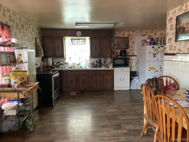 2080 N Milford Road, Highland Charter Township, MI 48357