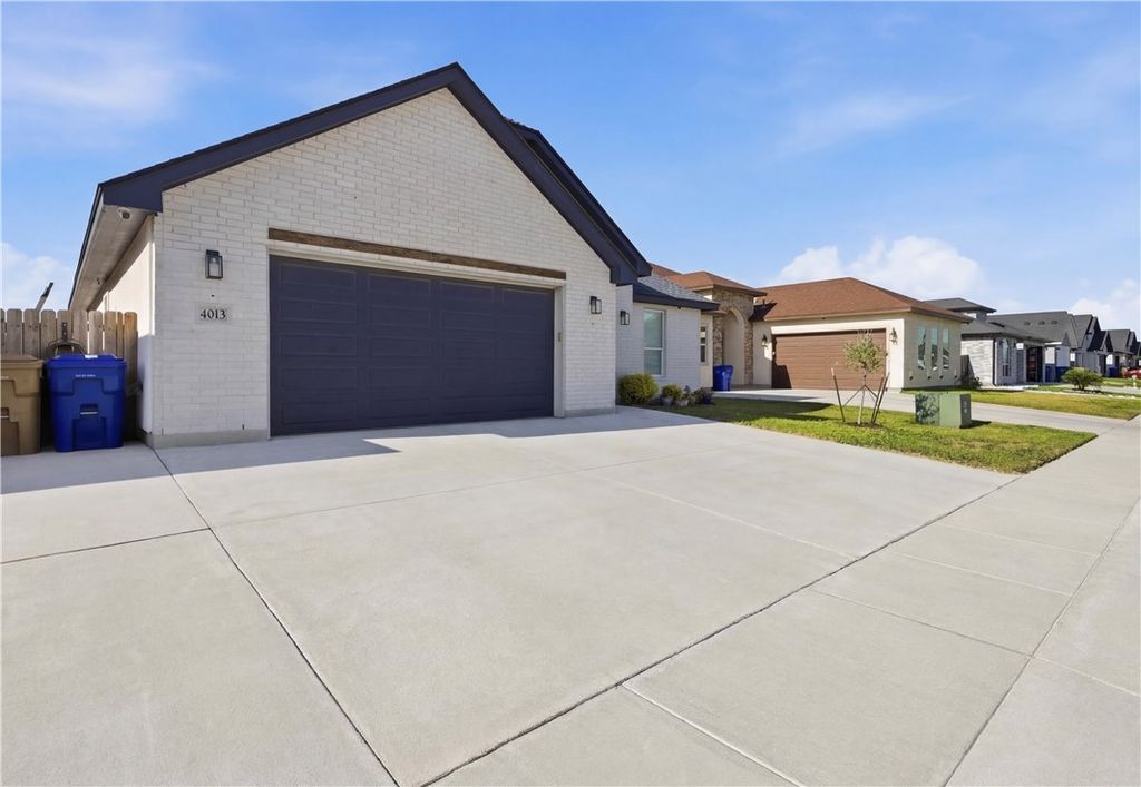 4013 Fold Lane, Corpus Christi, TX 78414 — exterior