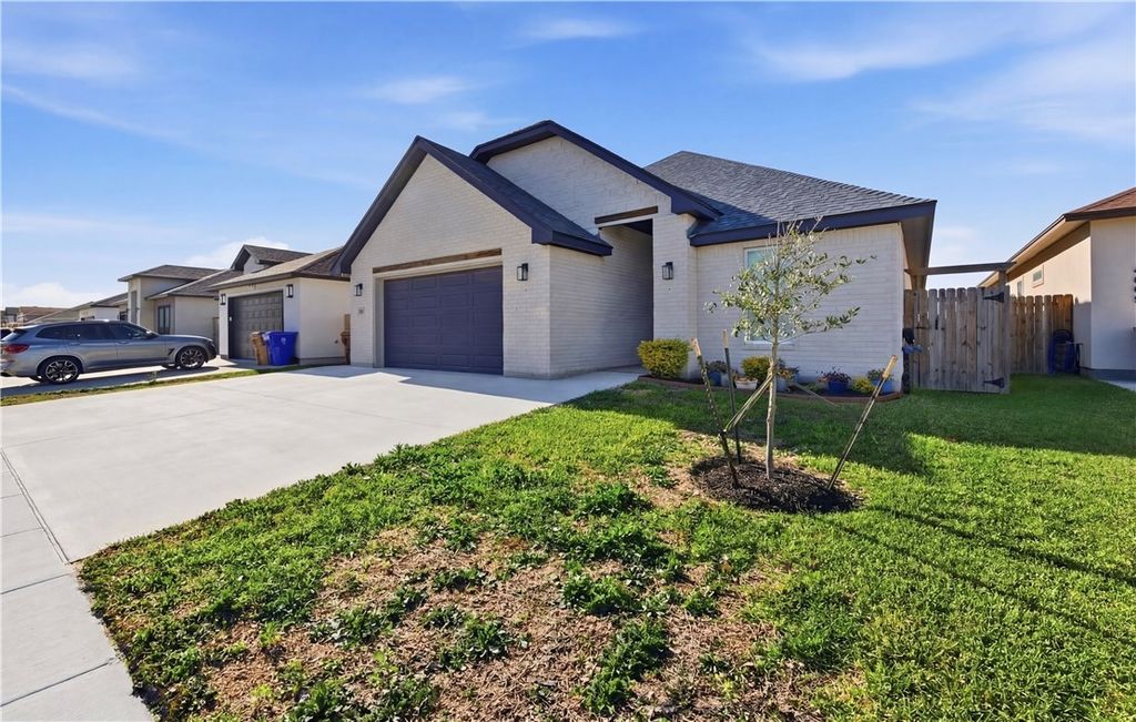 4013 Fold Lane, Corpus Christi, TX 78414 — photo 3