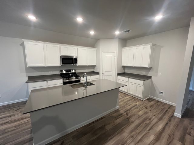 3867 Rose Hill, Denison, TX 75020