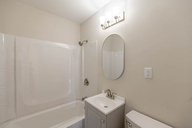 1607 Stratford Court, Joliet, IL 60435