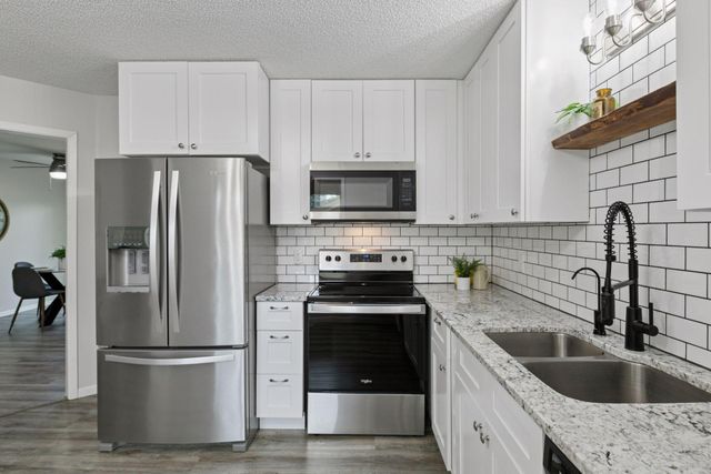 14067 81st Avenue N, Maple Grove, MN 55311