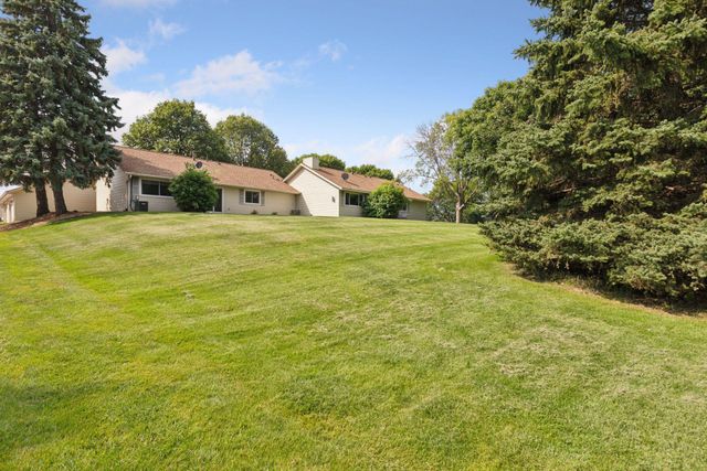 14067 81st Avenue N, Maple Grove, MN 55311