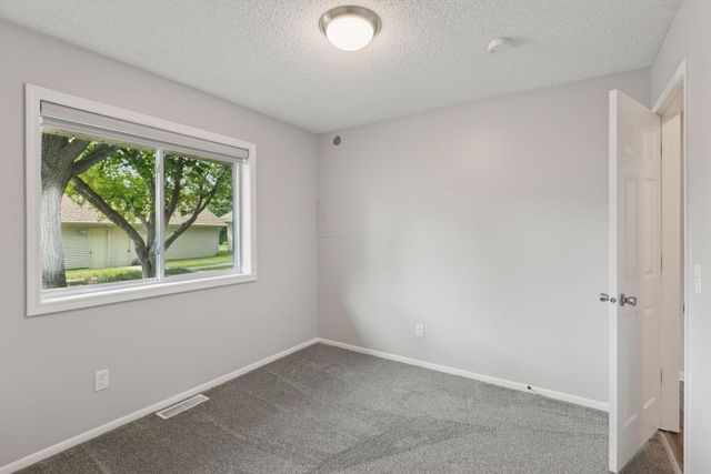 14067 81st Avenue N, Maple Grove, MN 55311