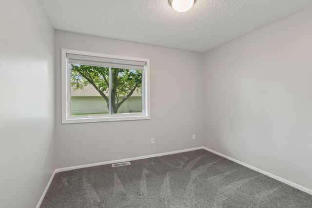 14067 81st Avenue N, Maple Grove, MN 55311