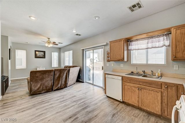 2538 Olay Street, Las Vegas, NV 89142