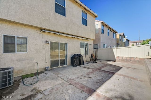 2538 Olay Street, Las Vegas, NV 89142