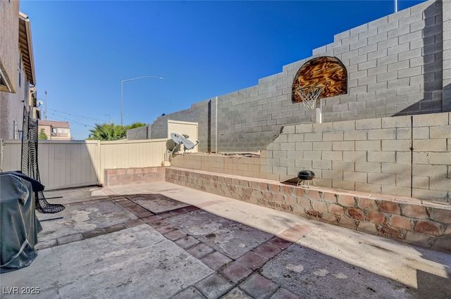 2538 Olay Street, Las Vegas, NV 89142