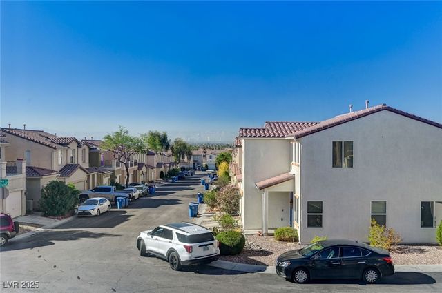 2538 Olay Street, Las Vegas, NV 89142