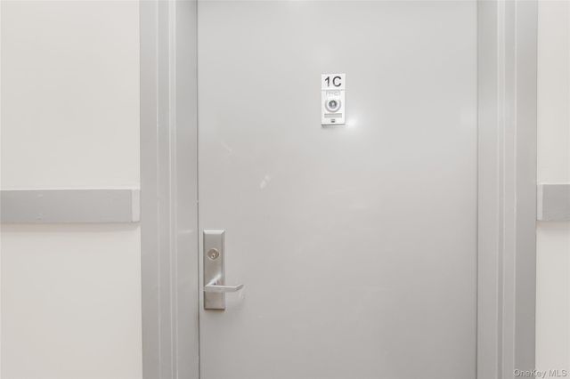 409 Warburton Avenue 1C, Yonkers, NY 10701