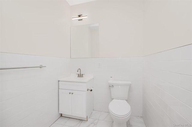 409 Warburton Avenue 1C, Yonkers, NY 10701