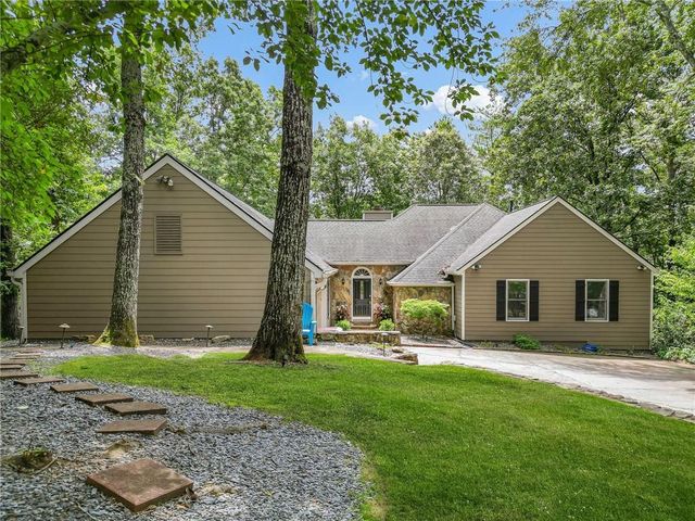 160 Fairway Ridge Drive, Johns Creek, GA 30022